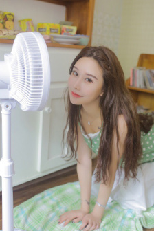 漂亮的小婕子4